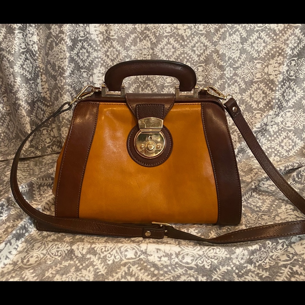 Davina Firenze Satchel